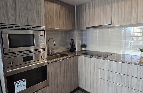 Bay Cloverhill Condo | Luxury Downtown Condo, Prime Location!