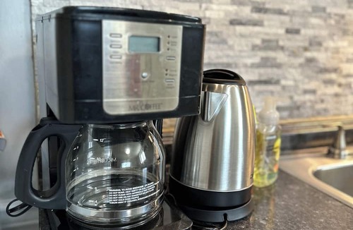 Mechanicsville Apartment | Cozy Apartment in charming Danville with AC, WiFi