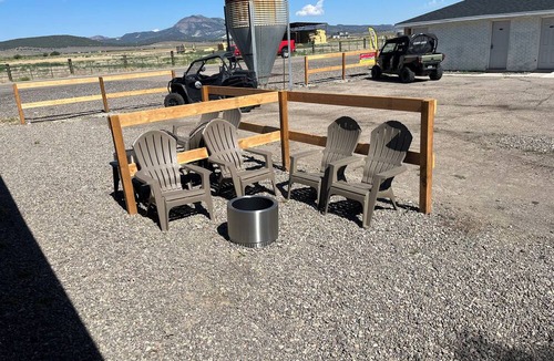 Panguitch RV Rental | Glamping bunkhouse located minutes from Bryce Canyon National Park