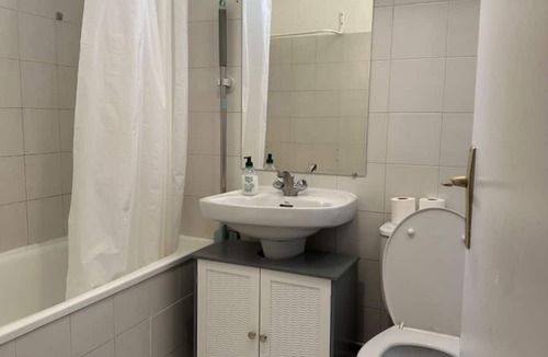 18th Arrondissement Apartment | Perfect Short-Term Rental in Paris During the Olympics