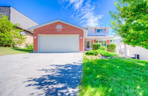 Rosemount House | 45% Off for Monthly Stay ✪ 7 Beds Home ✪ BBQ ✪ 1.5 Gb WiFi