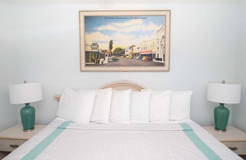 Central Beach Resort | Oceanfront 1 Bdrm Condo with Balcony @ Reef Ocean Resort in Vero Beach, Florida