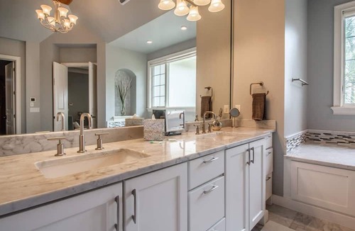 Florida Central Atlantic Coast House | LakeFront Pool Mansion 12 min from Disney!