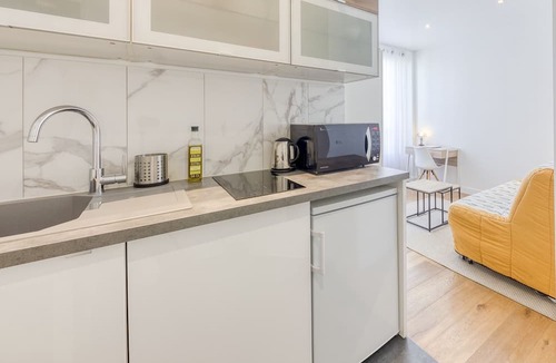 Le Raincy Apartment | Vrbo Property