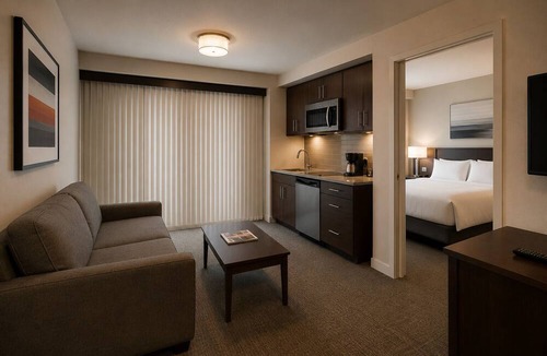 Garden District Hotel | Inviting 1BR Toronto Getaway Close to CN Tower & Transit