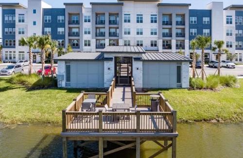 Florida Central Atlantic Coast Apartment | Luxury Room a 5 min to Disney and all the Parks