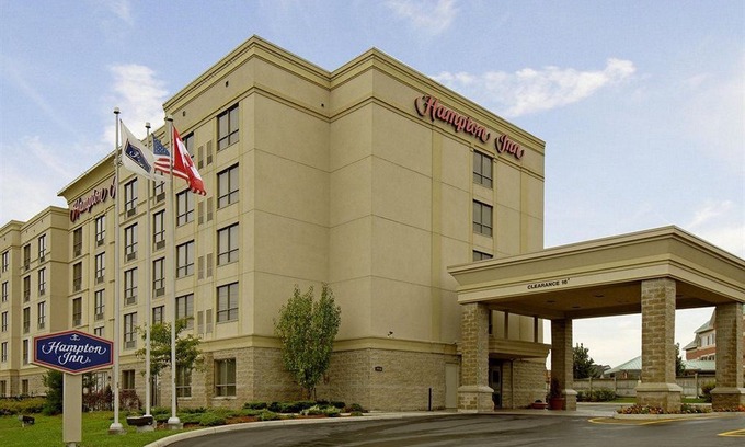 Sheridan Hotel | Hampton Inn Toronto-Mississauga West